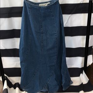 Tantrums long denim skirt